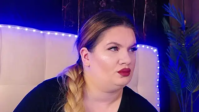 MelanieBrownn online show from March 7, 6:21 am