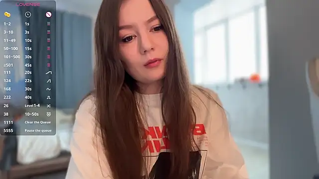 Snapshot of Emy_jonesss chatting on October 16, 6:47 am Emy jonesss online show from October 16, 6:47 am