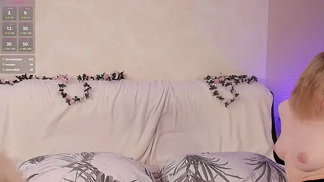 Naughty  Couplles online show from February 23, 6:17 am