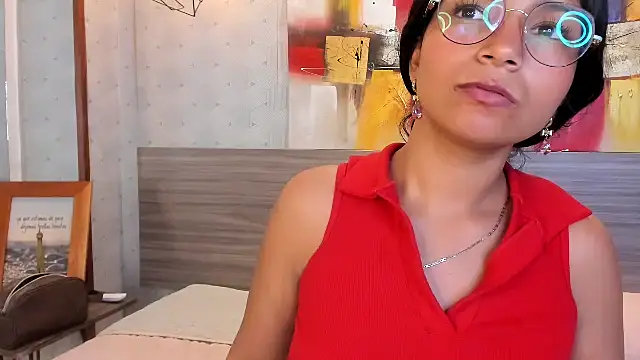 Snapshot of Candys_victoria chatting on February 18, 6:04 am Candys victoria online show from February 18, 6:04 am