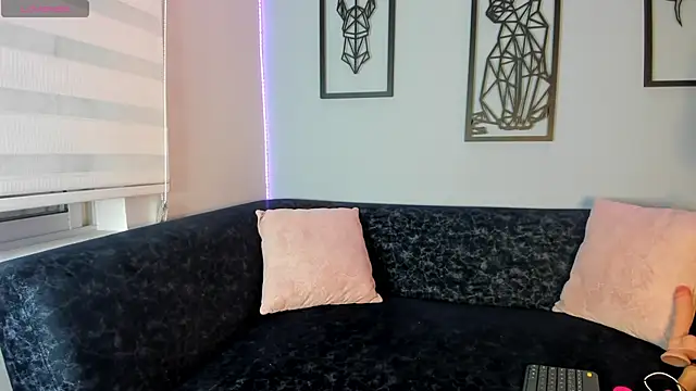 Annie karlsson   online show from December 20, 8:12 pm