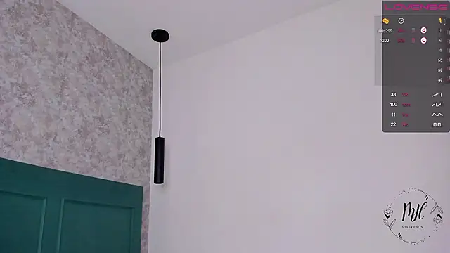 shysweets online show from December 5, 11:38 am