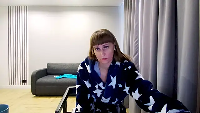 Snapshot of Daniella_Lorente chatting on February 19, 5:27 am Daniella Lorente online show from February 19, 5:27 am