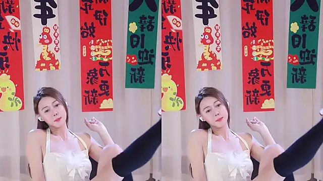 Snapshot of Roseonly_ chatting on March 7, 4:33 pm Roseonly online show from March 7, 4:33 pm