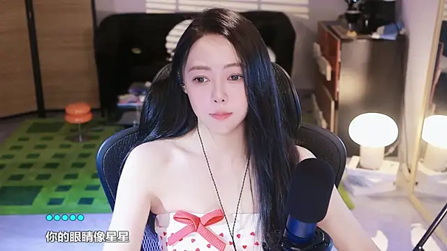 Snapshot of Roseonly_ chatting on October 12, 4:22 am Roseonly online show from October 12, 4:22 am