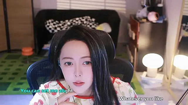 Snapshot of Roseonly_ chatting on October 24, 4:53 am Roseonly online show from October 24, 4:53 am