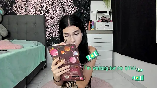 Snapshot of jade_dakota__ chatting on March 3, 10:10 pm jade dakota online show from March 3, 10:10 pm