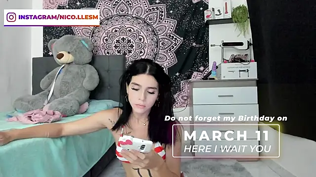 Snapshot of jade_dakota__ chatting on March 5, 1:52 am jade dakota online show from March 5, 1:52 am