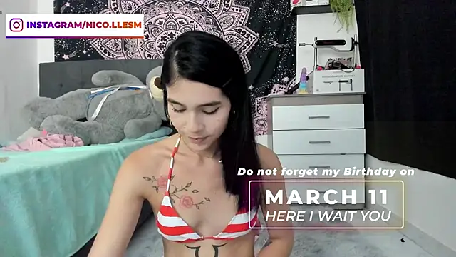 Snapshot of jade_dakota__ chatting on March 5, 4:56 am jade dakota online show from March 5, 4:56 am