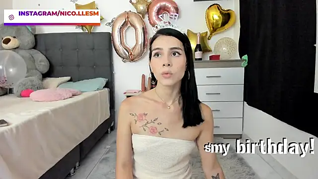 Snapshot of jade_dakota__ chatting on March 11, 11:15 pm jade dakota online show from March 11, 11:15 pm