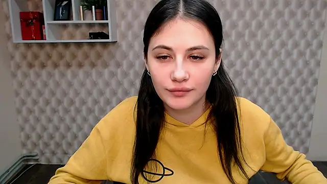 Snapshot of AliceSexyyy_ chatting on January 4, 1:21 am AliceSexyyy online show from January 4, 1:21 am