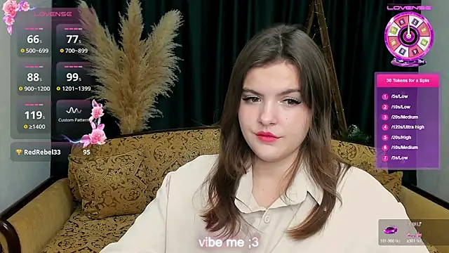 Snapshot of showmeparadise chatting on January 4, 12:49 pm showmeparadise online show from January 4, 12:49 pm