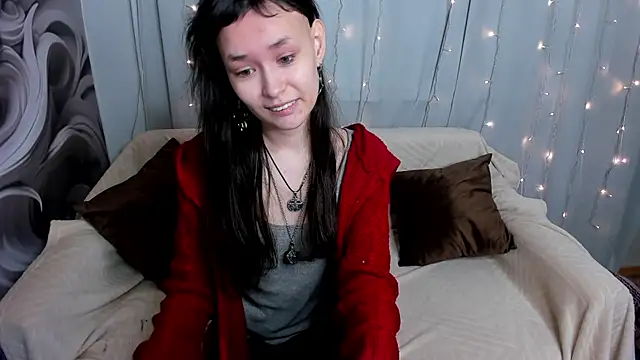 Emily Strikeee online show from January 30, 9:47 am