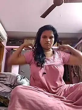 Snapshot of Lilly-queen chatting on January 26, 6:48 pm Lilly-queen online show from January 26, 6:48 pm