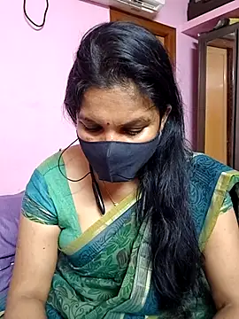 Snapshot of Lilly-queen chatting on March 19, 2:02 pm Lilly-queen online show from March 19, 2:02 pm