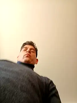 Snapshot of ElyasMatt chatting on January 11, 1:22 pm ElyasMatt online show from January 11, 1:22 pm