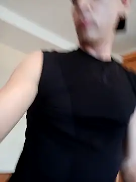 Snapshot of ElyasMatt chatting on March 21, 2:51 pm ElyasMatt online show from March 21, 2:51 pm