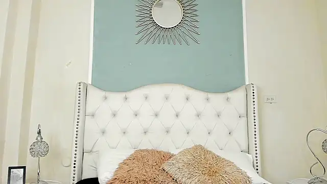 Snapshot of Ambar_Collingg chatting on February 21, 4:26 pm Ambar Collingg online show from February 21, 4:26 pm