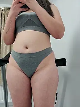 leeya lee online show from January 31, 1:54 am