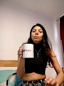Selenakyle92  online show from March 19, 4:44 pm