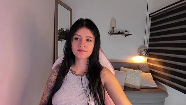 yenny garcia online show from March 14, 3:28 pm