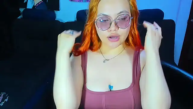 Snapshot of Lily_stone04 chatting on November 12, 7:09 am Lily stone04 online show from November 12, 7:09 am