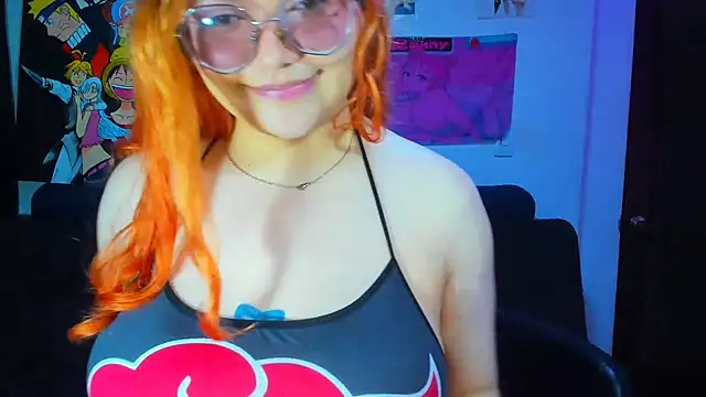 Snapshot of Lily_stone04 chatting on December 5, 6:00 am Lily stone04 online show from December 5, 6:00 am