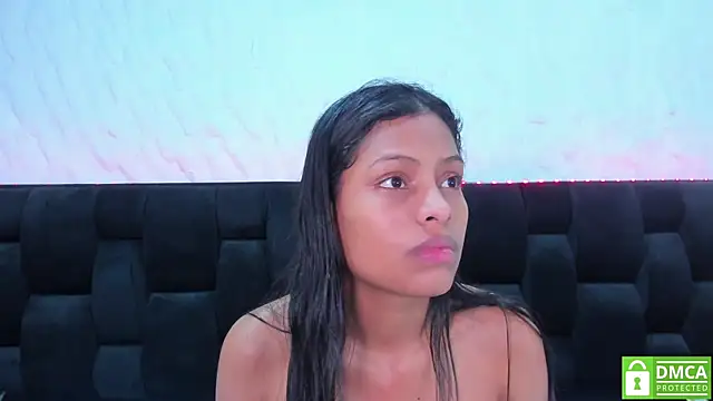 Snapshot of Kaylee_sweet_1 chatting on February 22, 3:34 am Kaylee sweet 1 online show from February 22, 3:34 am