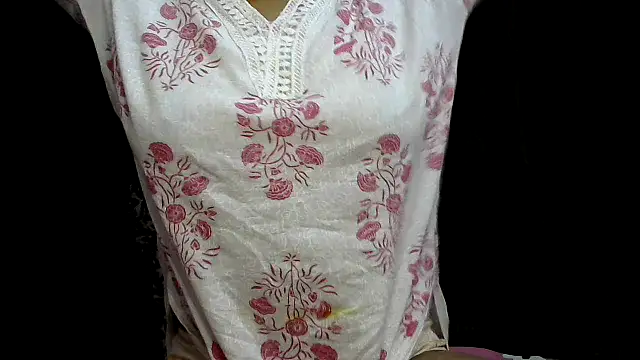 Snapshot of hoor-ki-parii chatting on December 1, 6:08 pm hoor-ki-parii online show from December 1, 6:08 pm