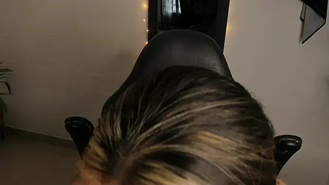 AnnikaMerliahh  online show from February 5, 1:05 pm