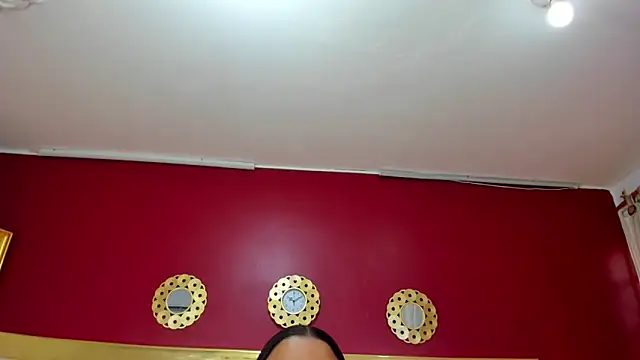 Snapshot of EileenBenzon chatting on December 10, 2:28 pm EileenBenzon online show from December 10, 2:28 pm