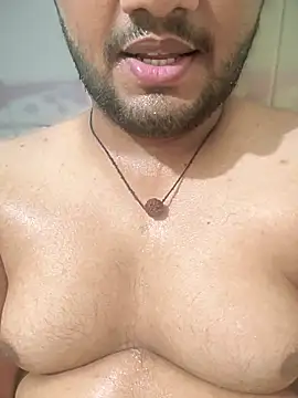 ved240 online show from March 4, 12:44 pm