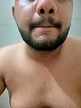 ved240 online show from November 30, 7:56 am