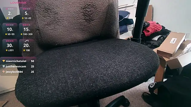 an4y8ot online show from March 4, 12:22 pm