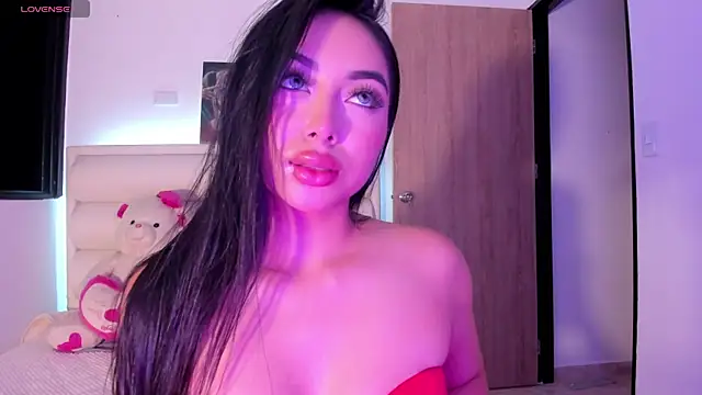 Snapshot of gaby_desire777 chatting on October 24, 12:08 am gaby desire777 online show from October 24, 12:08 am