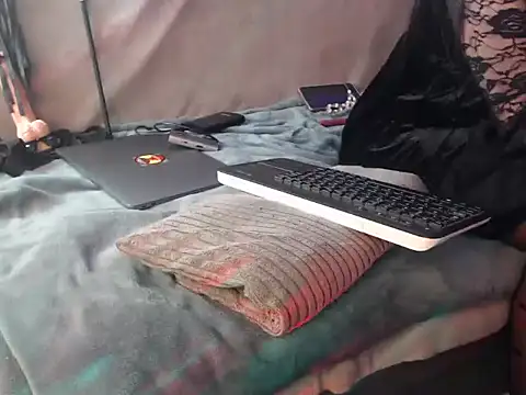 GoddessMonicaNylon online show from October 10, 5:12 pm