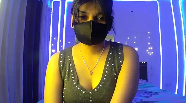 Snapshot of your_pokkie chatting on December 6, 10:19 pm your pokkie online show from December 6, 10:19 pm