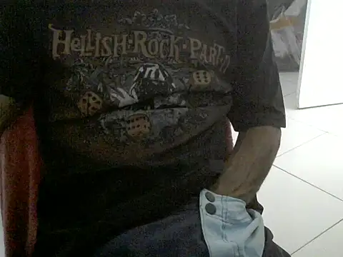 Snapshot of bbehemothh chatting on January 24, 6:46 pm bbehemothh online show from January 24, 6:46 pm