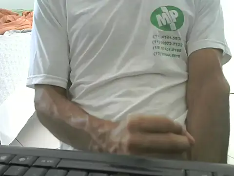 Snapshot of bbehemothh chatting on March 4, 5:03 pm bbehemothh online show from March 4, 5:03 pm
