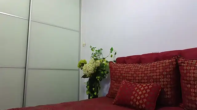  Maddalena  online show from October 21, 8:31 pm