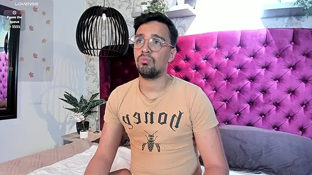 Edward max online show from February 17, 3:47 am