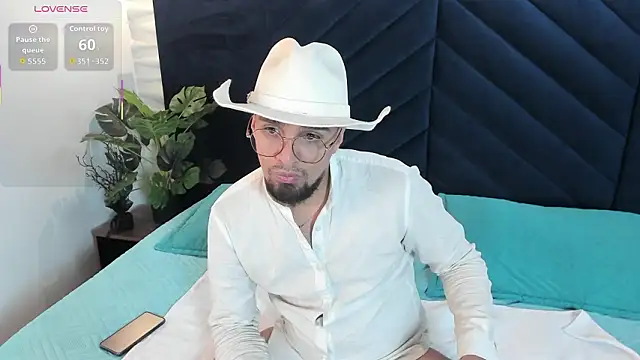 Edward max online show from March 20, 3:44 am