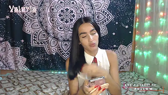 liissa 0 online show from December 3, 4:09 am