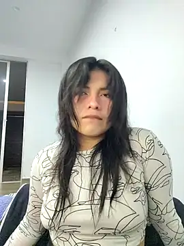 Snapshot of Elsa_sweet chatting on October 5, 2:43 am Elsa sweet online show from October 5, 2:43 am