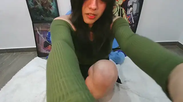 Snapshot of Elsa_sweet chatting on November 20, 3:39 am Elsa sweet online show from November 20, 3:39 am