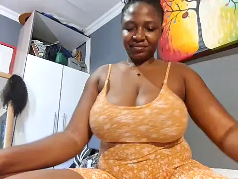 Snapshot of EbonyRose9 chatting on January 30, 5:30 am EbonyRose9 online show from January 30, 5:30 am