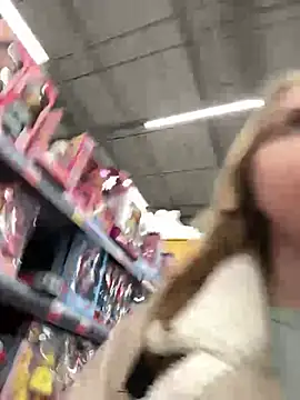 Sunny   Bunny online show from December 25, 7:02 pm