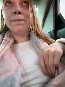 Sunny   Bunny online show from December 30, 12:42 pm