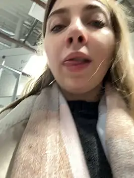 Sunny   Bunny online show from January 2, 2:46 pm