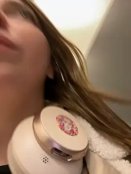 Sunny   Bunny online show from January 11, 6:12 pm